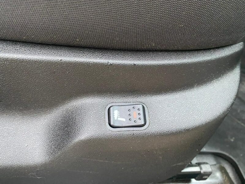 Opel Combo 1.4Tjet 120KM LPG Dodatkowe ogrzewanie Mały przebieg Nowy Gaz