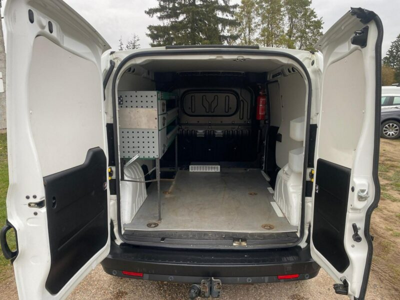 Opel Combo 1.4Tjet 120KM LPG Dodatkowe ogrzewanie Mały przebieg Nowy Gaz