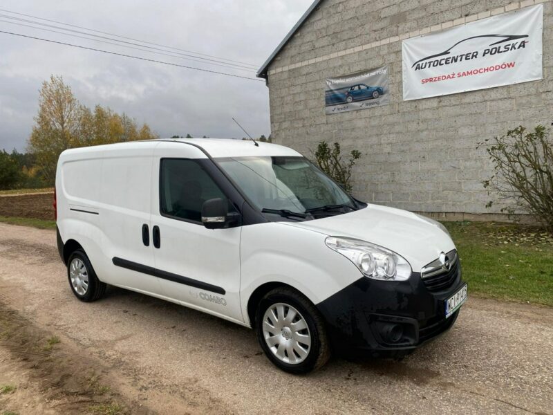 Opel Combo 1.4Tjet 120KM LPG Dodatkowe ogrzewanie Mały przebieg Nowy Gaz