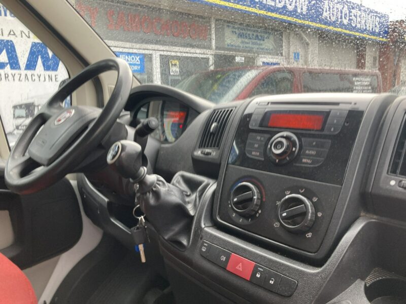Fiat Ducato Autosklep pieczy Gastronomiczny Food Truck Foodtruck sklep bar 2013
