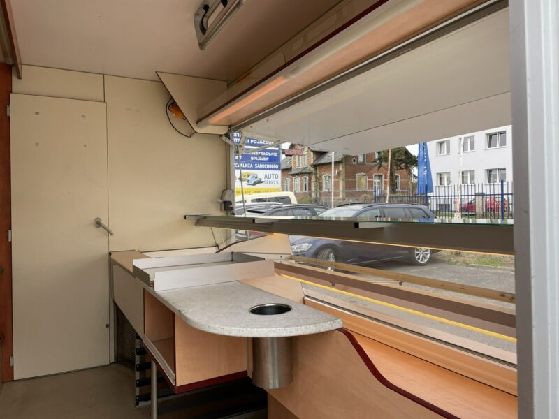 Renault Master Master Autosklep Gastronomiczny Food Truck Foodtruck Sklep bar 2009