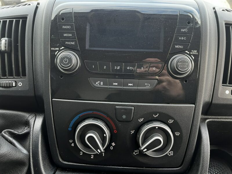 Citroen Jumper Jumper 2.2-140KM Długi Wysoki Klima Kamera 106tkm Model 2022