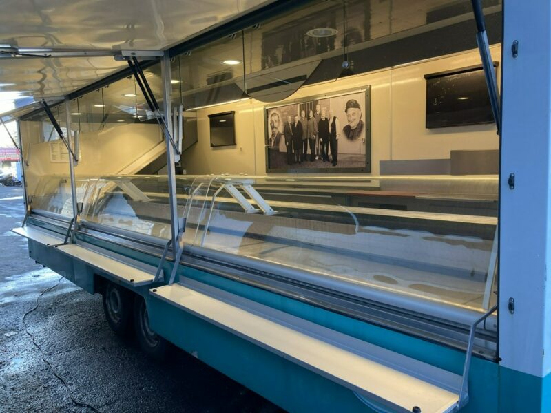 Inna inny Autosklep wędlin Gastronomiczny Food Truck Foodtruck sklep Borco