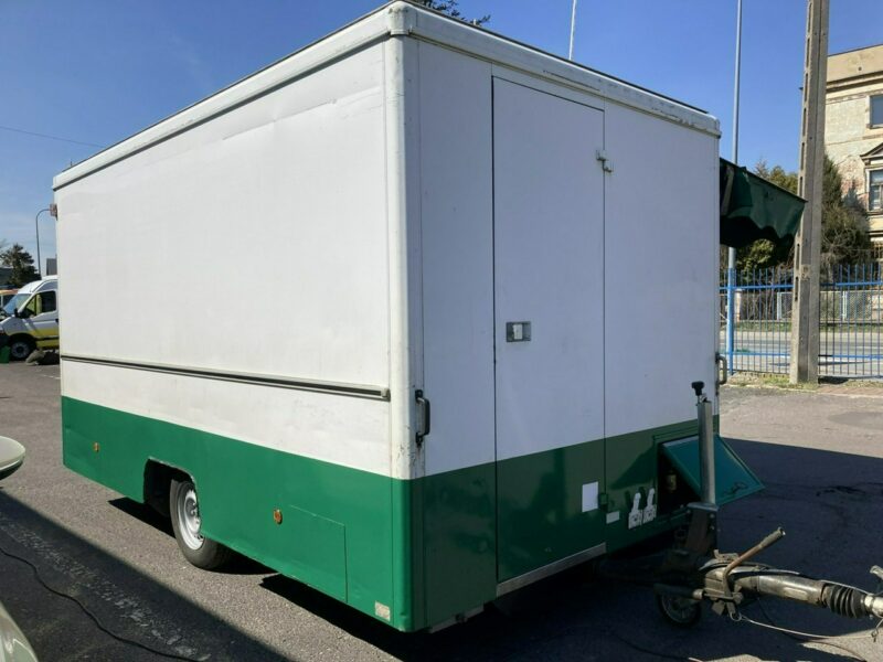 Inna inny Przyczepa Gastronomiczna Wędlin food truck foodtruck Autosklep Sklep