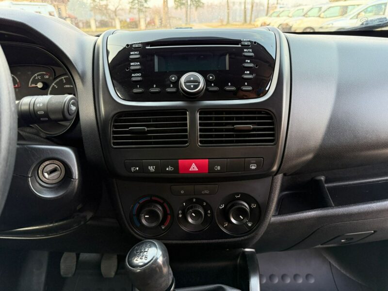 Opel Combo MAXI 1.4Tjet 120KM LPG Mały przebieg 81 tys Nowy Gaz