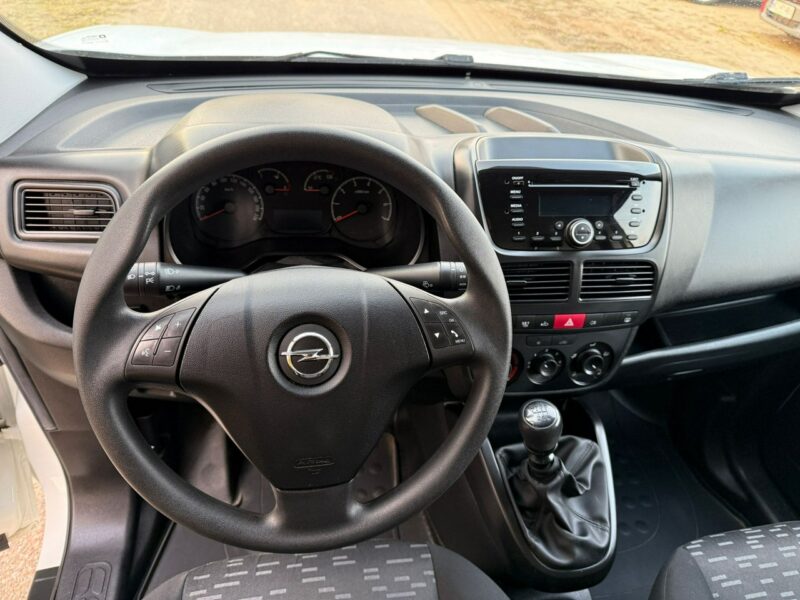 Opel Combo MAXI 1.4Tjet 120KM LPG Mały przebieg 81 tys Nowy Gaz