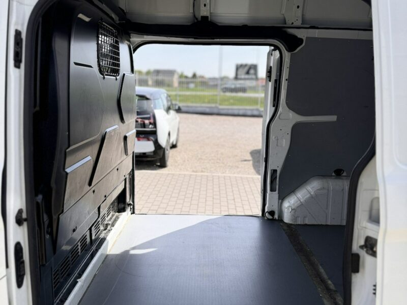 Mercedes V 250 4Matic Exclusive. Niemal pełne wyposażenie. Salon Polska. 1 wł. 7 os. II (2014-)