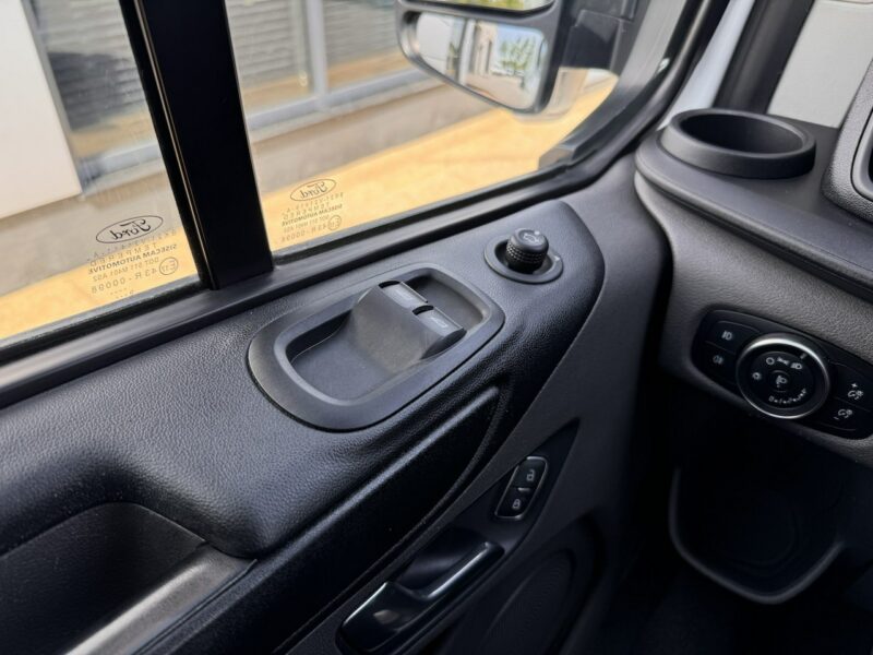 Mercedes V 250 4Matic Exclusive. Niemal pełne wyposażenie. Salon Polska. 1 wł. 7 os. II (2014-)
