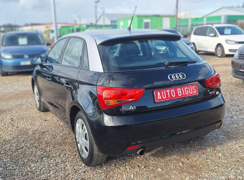 Audi A1 super stan nowy rozrząd 8X (2010-)