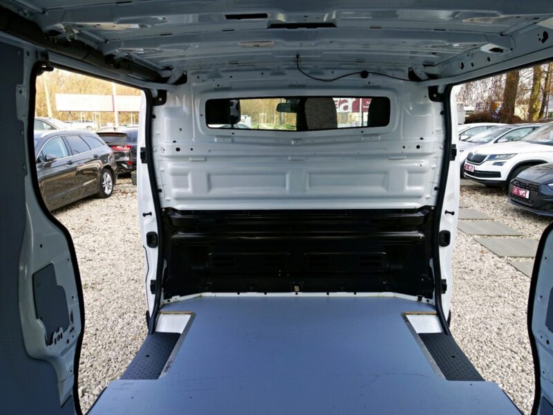 Opel Vivaro Fv 23%*L2H1 Long - 2x boczne drzwi *BiTurbo 1.6DCI 145KM* 47 900 netto