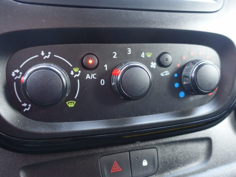 Opel Vivaro Fv 23%*L2H1 Long - 2x boczne drzwi *BiTurbo 1.6DCI 145KM* 47 900 netto