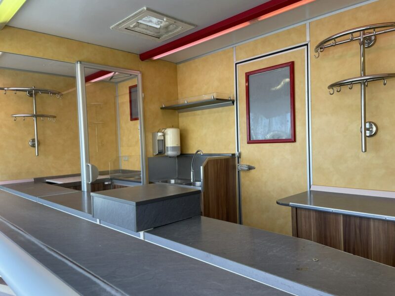 Fiat Ducato Autosklep Gastronomiczny Food Truck Foodtruck sklep W-zasil Borco 2012