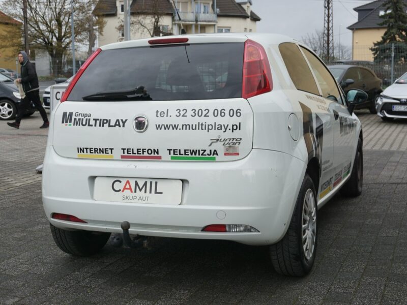 Fiat Punto zarejestrowany, ubezpieczony, salon polski