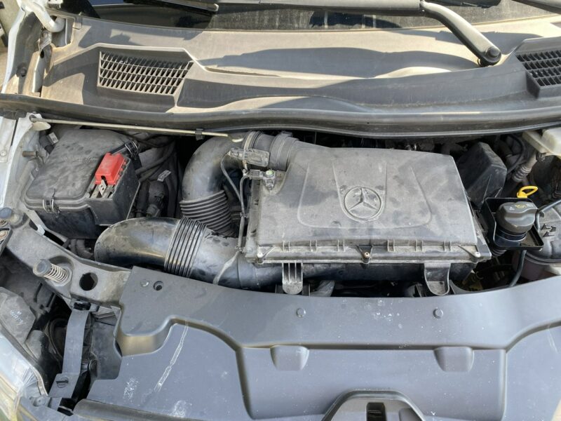 Mercedes Vito Tempomat/Drzwi boczne/Hak/Klimatyzacja/3 miejsca/Duża paka/z Niemiec