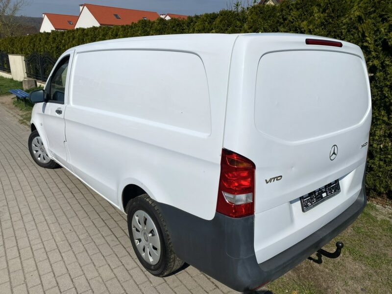 Mercedes Vito Tempomat/Drzwi boczne/Hak/Klimatyzacja/3 miejsca/Duża paka/z Niemiec