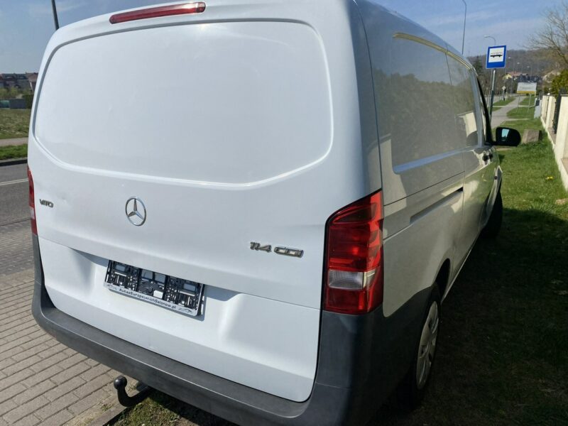 Mercedes Vito Tempomat/Drzwi boczne/Hak/Klimatyzacja/3 miejsca/Duża paka/z Niemiec