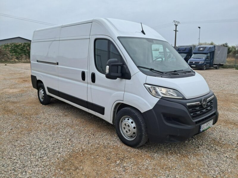Opel Movano