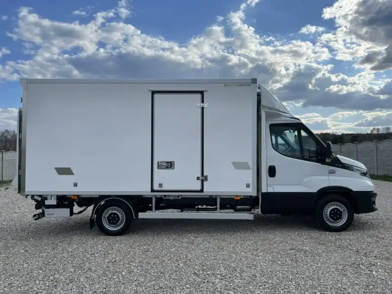 Mercedes Sprinter Iveco Daily 3.0/160KM Winda_B.A.R.-750Kg Chłodnia_Carrier -29*C/+29*C