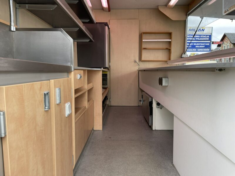 Renault Master Master Autosklep wędli Gastronomiczny Food Truck Foodtruck BORCO 2007