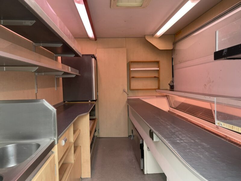 Renault Master Master Autosklep wędli Gastronomiczny Food Truck Foodtruck BORCO 2007