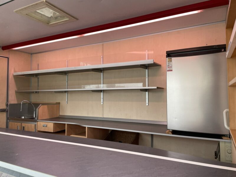 Renault Master Master Autosklep wędli Gastronomiczny Food Truck Foodtruck BORCO 2007