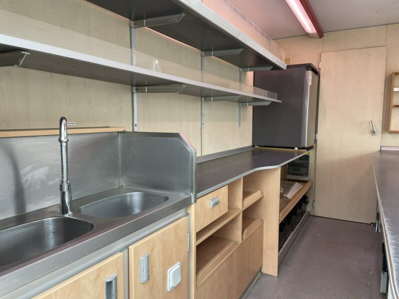 Renault Master Master Autosklep wędli Gastronomiczny Food Truck Foodtruck BORCO 2007