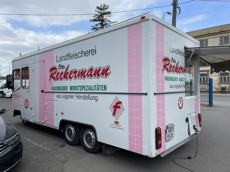 Renault Master Autosklep wędlin Gastronomiczny Food Truck Foodtruck Sklep BORCO 2010