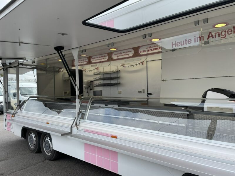 Renault Master Autosklep wędlin Gastronomiczny Food Truck Foodtruck Sklep BORCO 2010