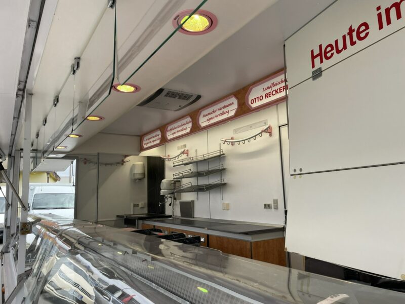 Renault Master Autosklep wędlin Gastronomiczny Food Truck Foodtruck Sklep BORCO 2010