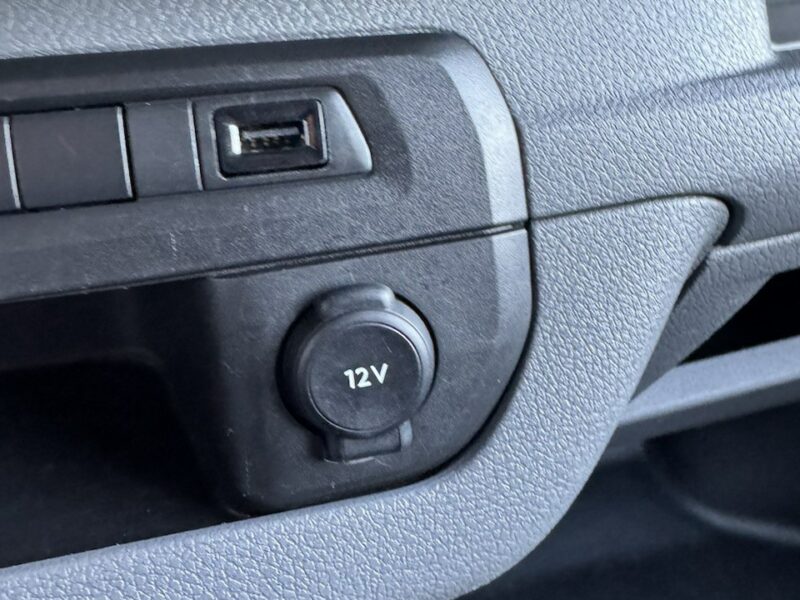 Opel Vivaro 2.0Cdti 122Ps,Long,Nowe opony,Vat-1,netto 56999pln