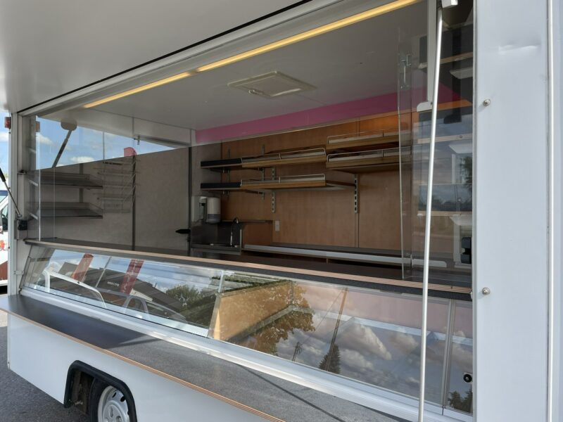 Fiat Ducato Ducato Autosklep Gastronomiczny Food Truck Foodtruck sklep Borco 2005