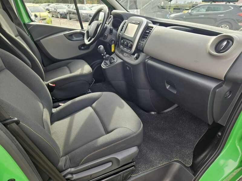 Renault Trafic Pack klim + navi