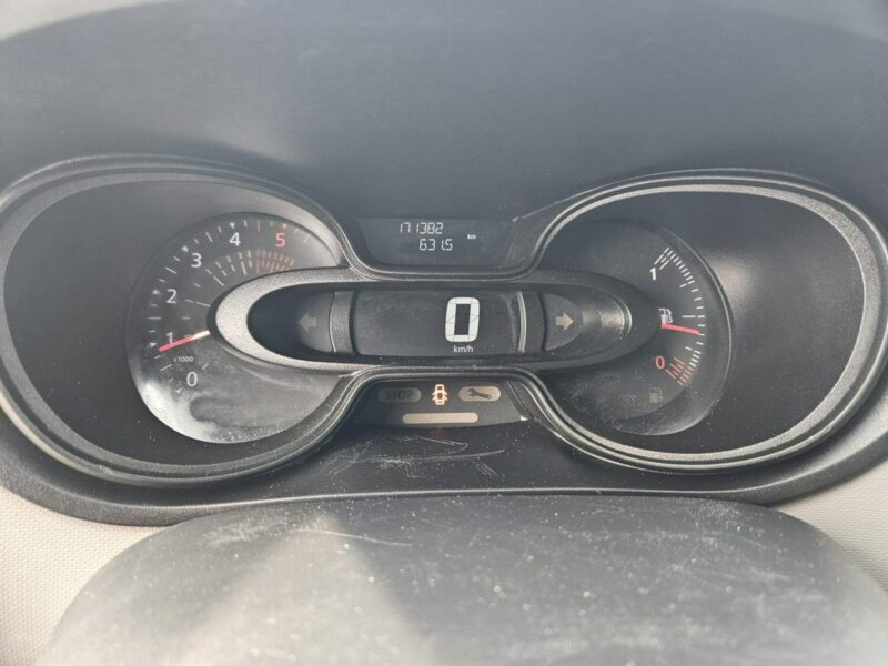 Renault Trafic Pack klim + navi