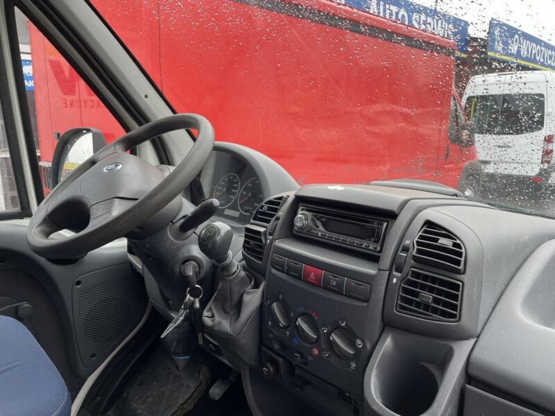 Fiat Ducato Autosklep wędlin Klima Gastronomiczny Food Truck Foodtruck sklep 2007
