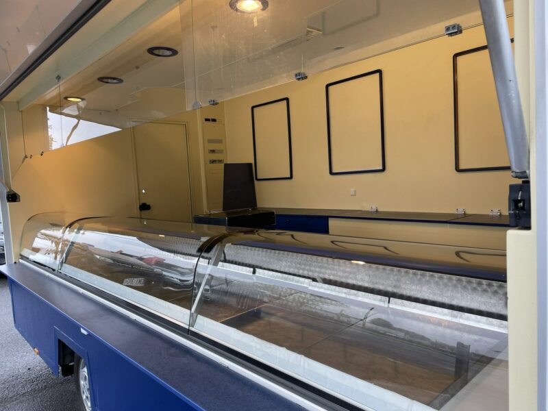 Fiat Ducato Autosklep wędlin Klima Gastronomiczny Food Truck Foodtruck sklep 2007