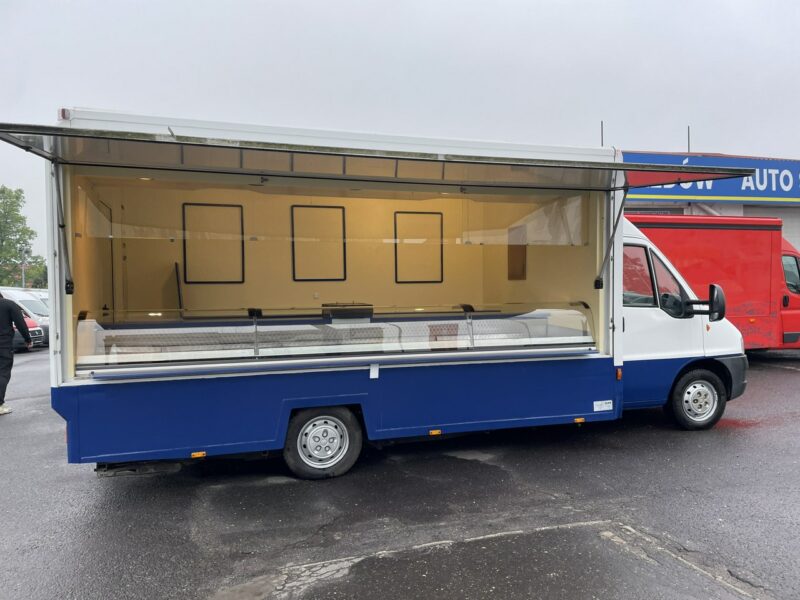 Fiat Ducato Autosklep wędlin Klima Gastronomiczny Food Truck Foodtruck sklep 2007