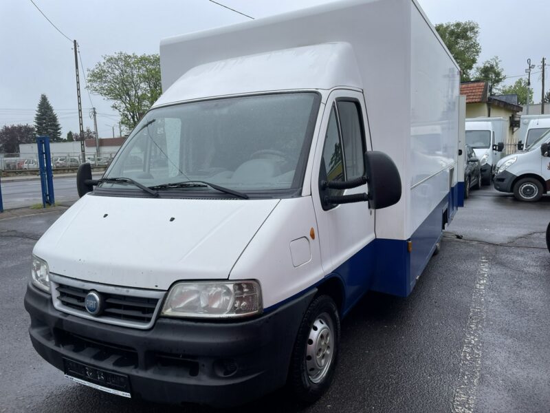 Fiat Ducato Autosklep wędlin Klima Gastronomiczny Food Truck Foodtruck sklep 2007