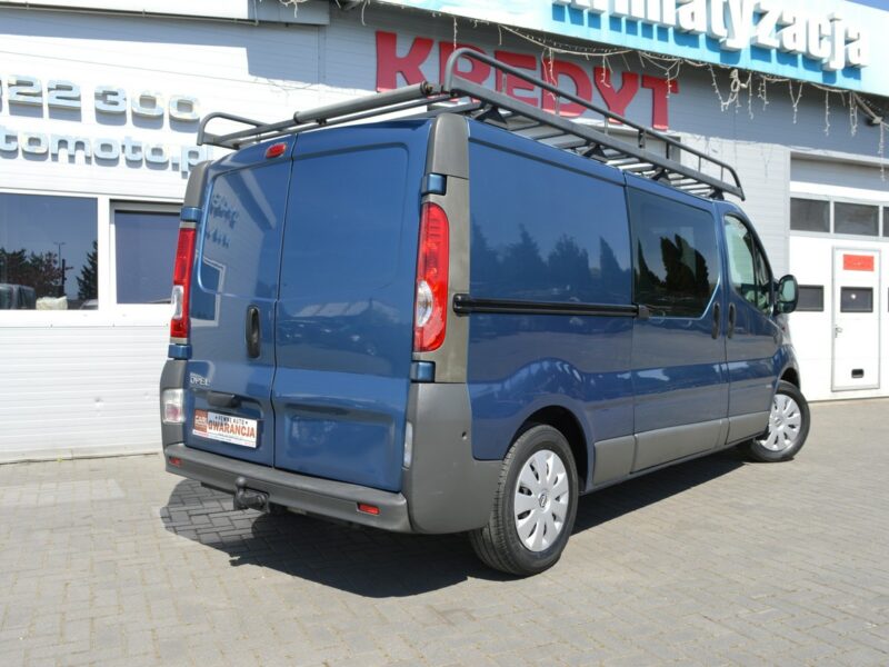 Opel Vivaro 2.0 CDTI LONG 6-cio osobowy Brygadówka Klimatyzacja 255 tys.km.