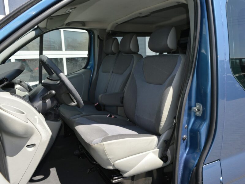 Opel Vivaro 2.0 CDTI LONG 6-cio osobowy Brygadówka Klimatyzacja 255 tys.km.