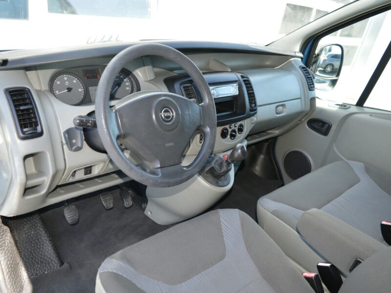 Opel Vivaro 2.0 CDTI LONG 6-cio osobowy Brygadówka Klimatyzacja 255 tys.km.
