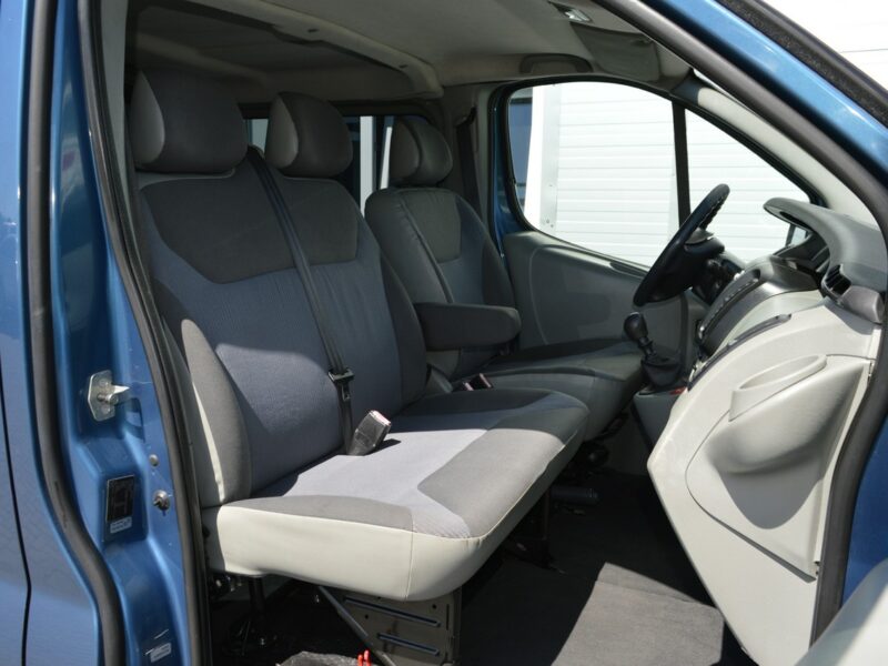 Opel Vivaro 2.0 CDTI LONG 6-cio osobowy Brygadówka Klimatyzacja 255 tys.km.