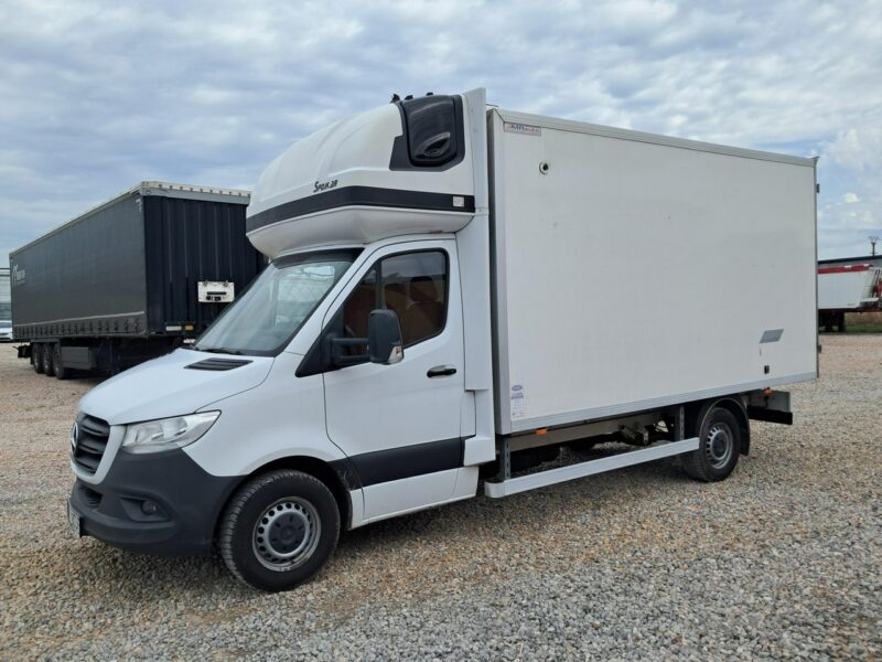 Mercedes Sprinter