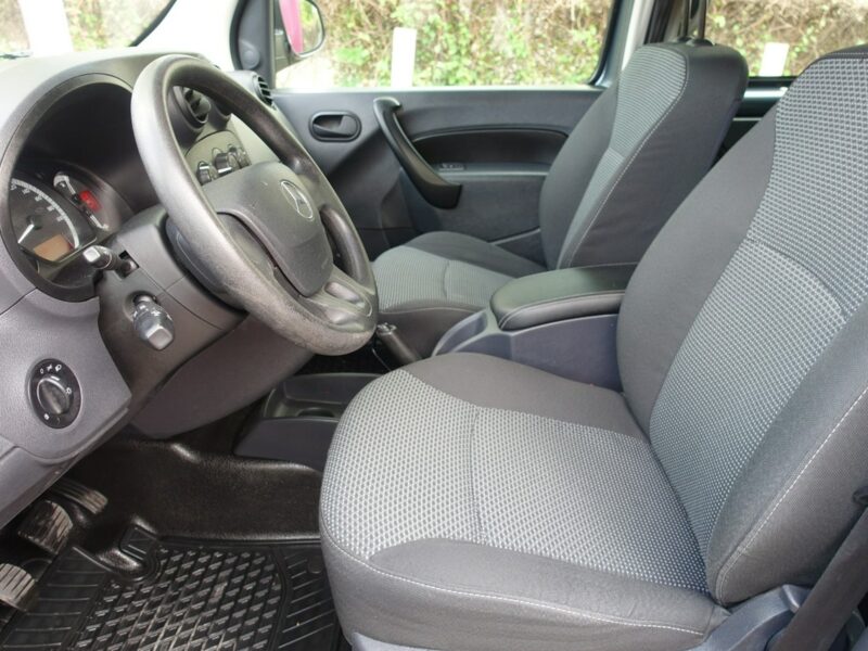 Toyota RAV-4 Dynamic navi kamera BiLED Bluetooth tempomat IV (2012-)