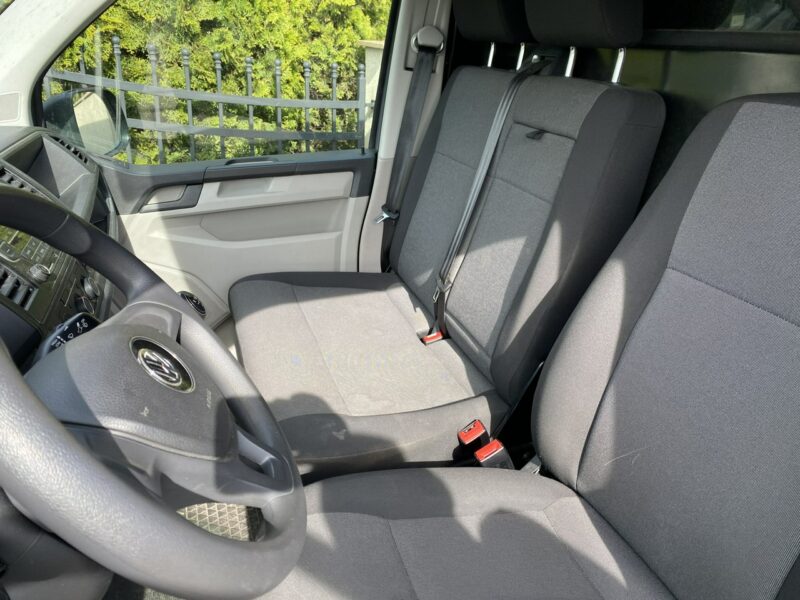 Volkswagen Transporter Tempomat/Drzwi boczne/Hak/Klimatyzacja/3 miejsca/Zadbany/z Niemiec