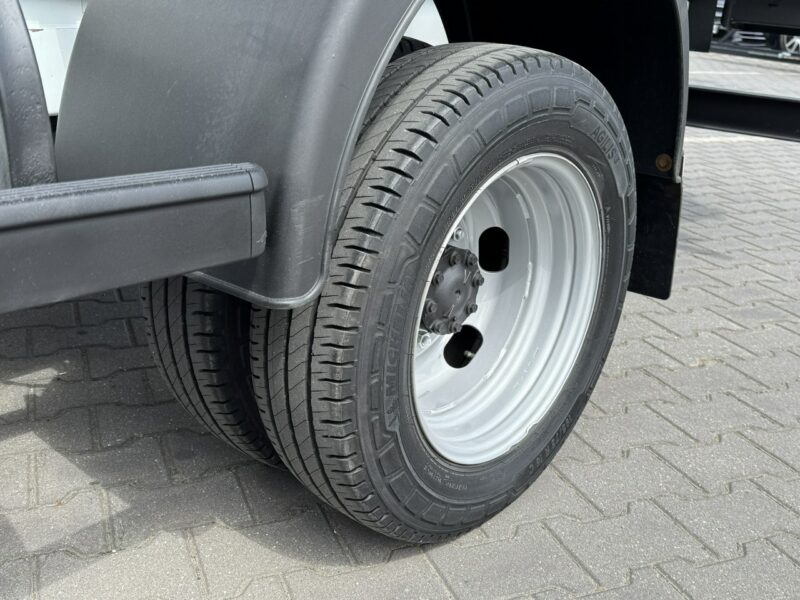Renault Master 7 Osób Brygadówka DOKA Zabudowa Wywrotka (nie IVECO, VOLKSWAGEN)