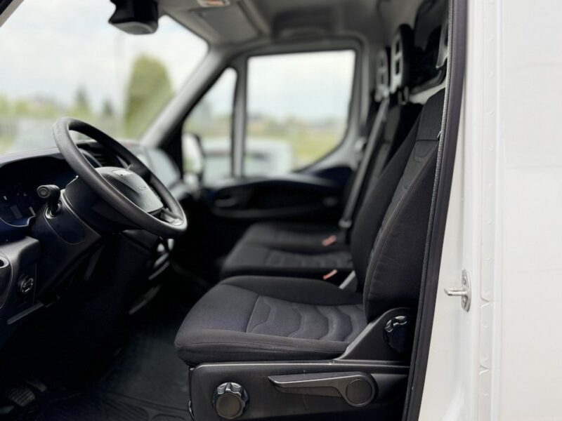 Mercedes V 250 4Matic Exclusive. Niemal pełne wyposażenie. Salon Polska. 1 wł. 7 os. II (2014-)