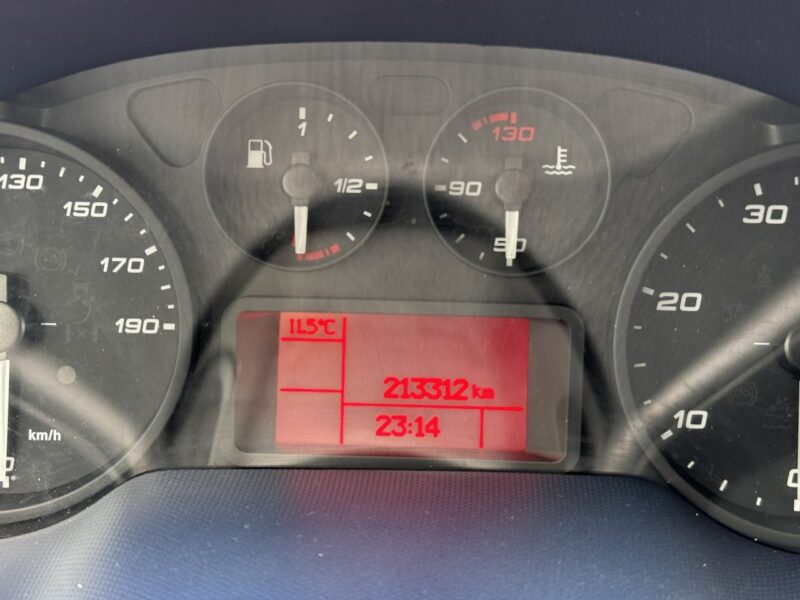 Mercedes V 250 4Matic Exclusive. Niemal pełne wyposażenie. Salon Polska. 1 wł. 7 os. II (2014-)
