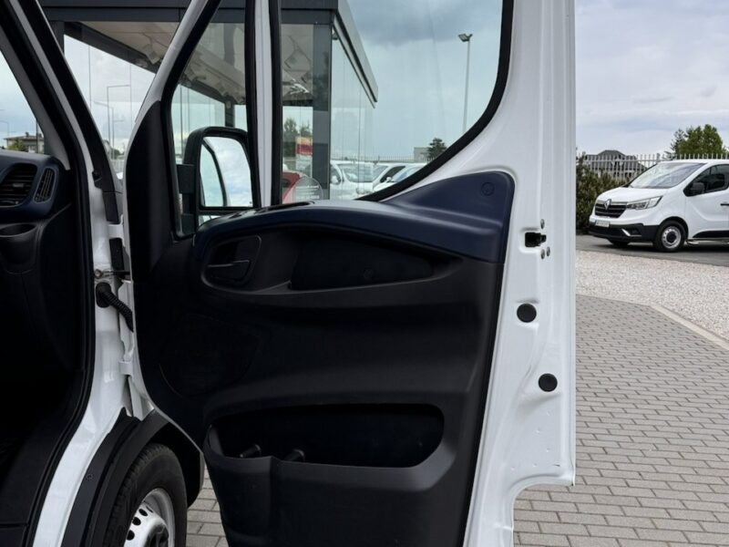 Mercedes V 250 4Matic Exclusive. Niemal pełne wyposażenie. Salon Polska. 1 wł. 7 os. II (2014-)