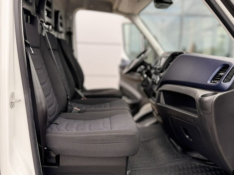 Mercedes V 250 4Matic Exclusive. Niemal pełne wyposażenie. Salon Polska. 1 wł. 7 os. II (2014-)