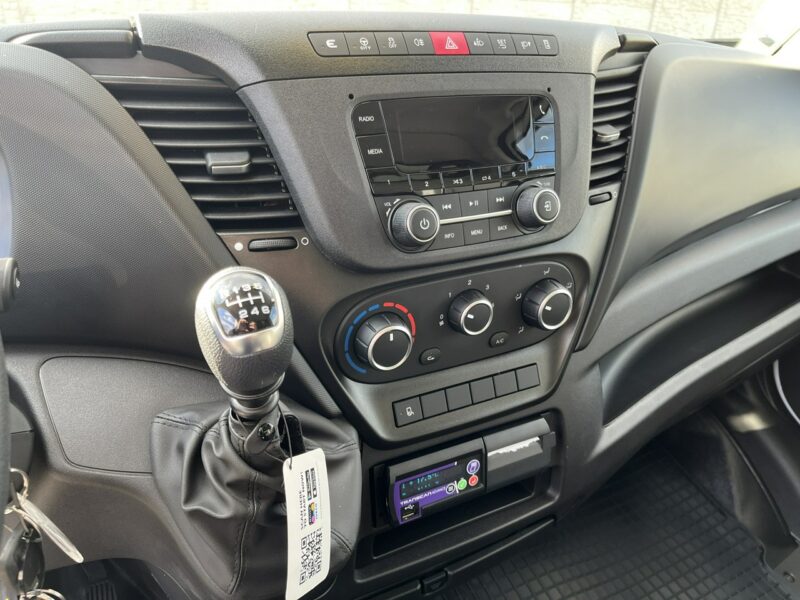 Volkswagen Crafter Iveco Daily 3.0/160KM Winda_B.A.R.-750Kg Chłodnia_Carrier -29*C/+29*C